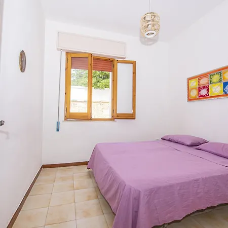 Elisa A Due Passi Dal Mare