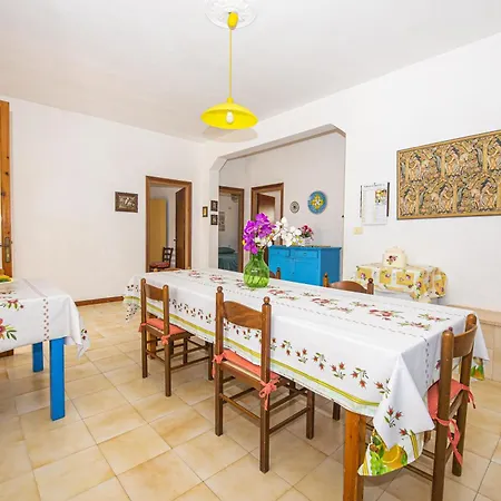 Elisa A Due Passi Dal Mare Holiday home *