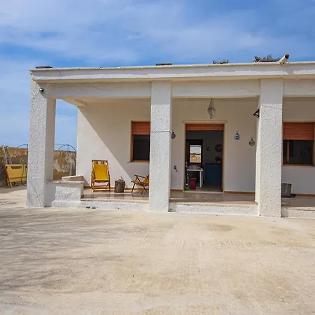 Holiday home Elisa A Due Passi Dal Mare Torre Lapillo