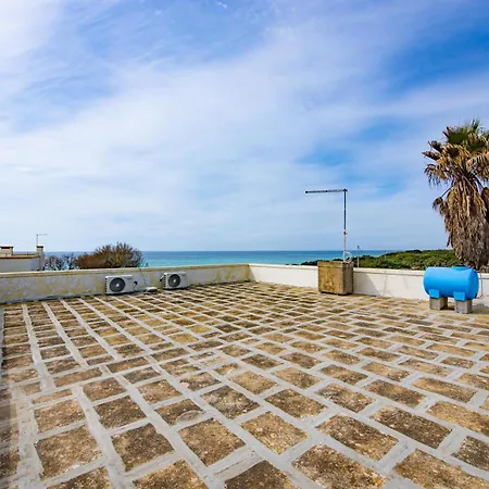 Elisa A Due Passi Dal Mare *