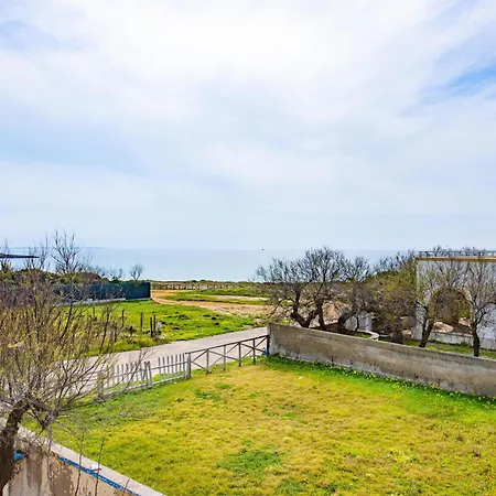 Elisa A Due Passi Dal Mare Torre Lapillo
